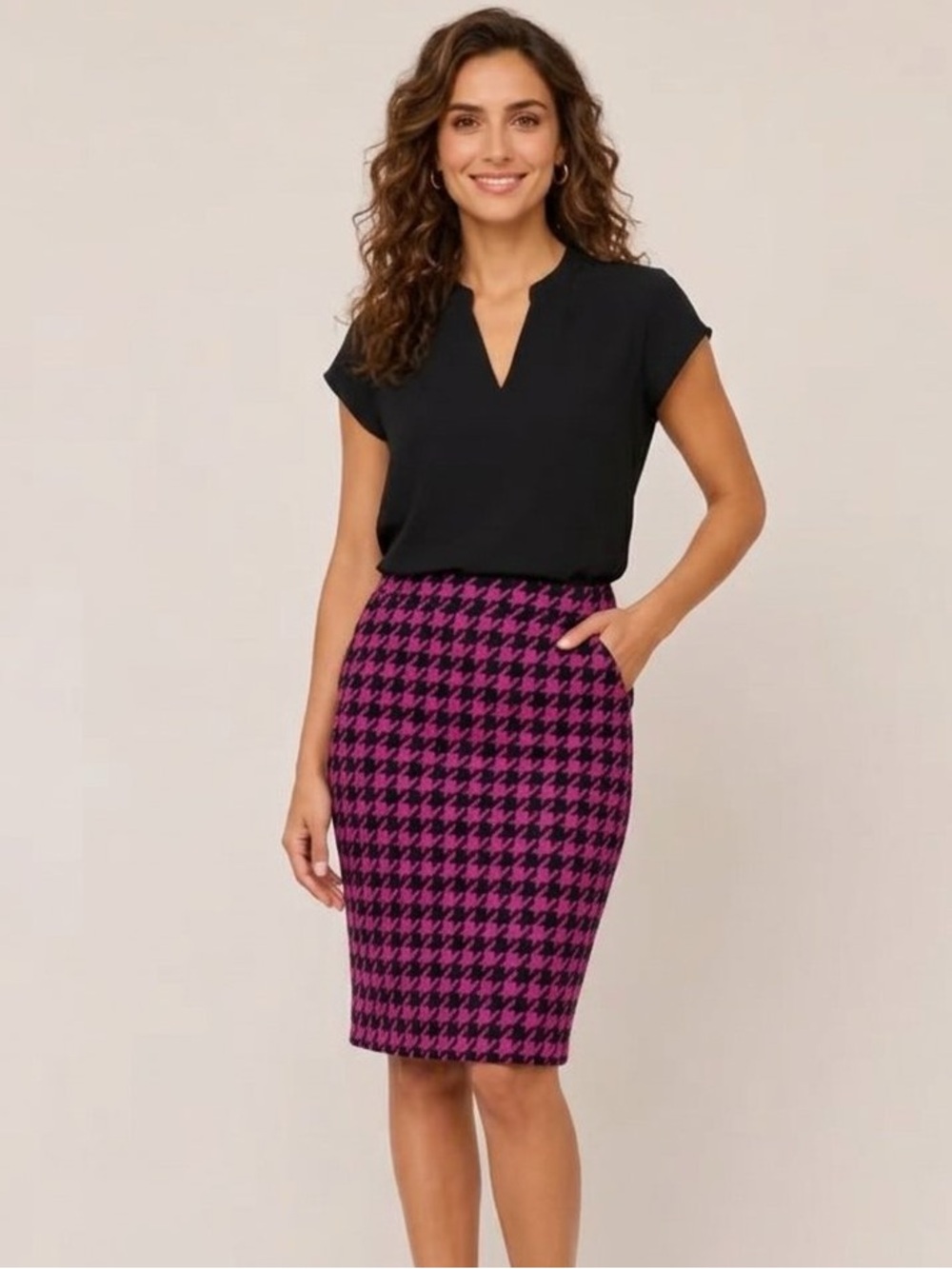 Go International Bold Hot Pink & Black Houndstooth Pencil Skirt